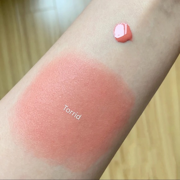 🥳sold❤Nars liquid blush- Torrid- warm coral - Picture 2 of 8